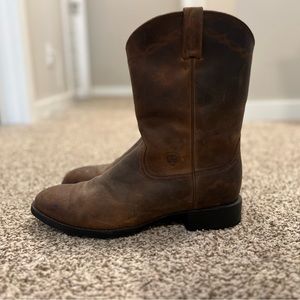 Men’s Ariat Cowboy boot- like new